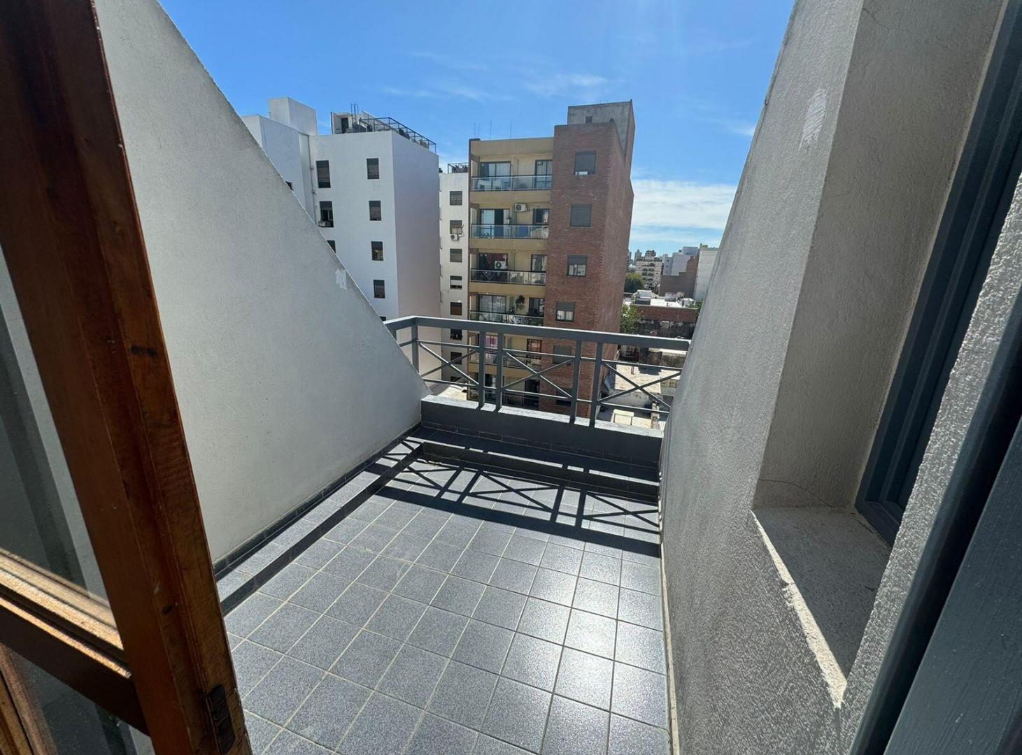 Foto de VENTA DEPARTAMENTO ZONA shooping 1 dormi y medio, imagen 1