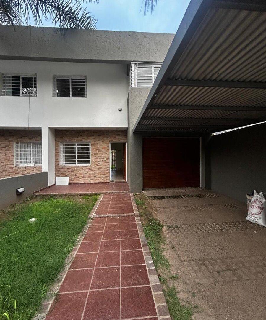 Foto de VENTA Duplex 3 Dormitorios - Nuevo Jardin - Zona Sur., imagen 4