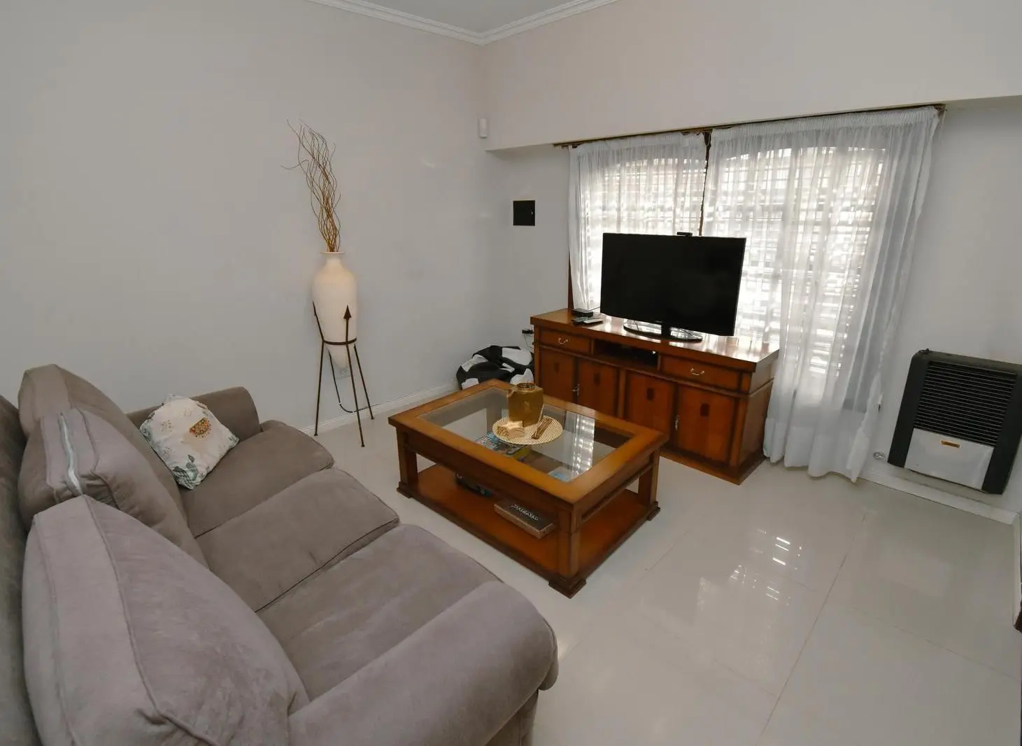 Casa en Venta -  El Carmen - 37 e 125 y 126 3