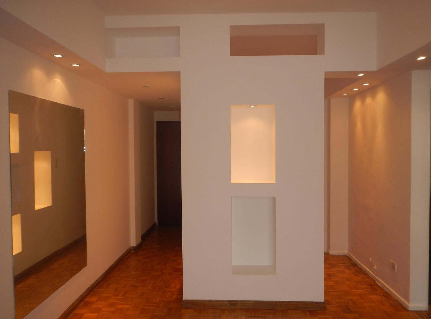 Departamento en Recoleta. Balcon al frente y cochera fija
