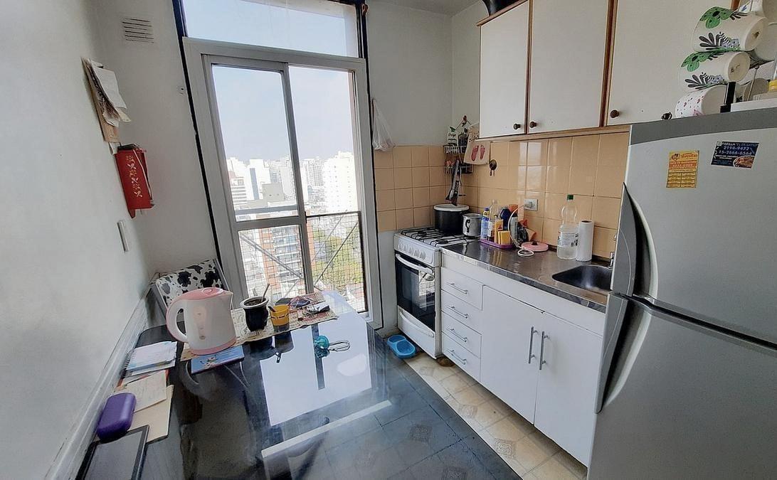 Departamento 2 Ambientes en Inmejorable Ubicacion de Avellaneda. Oportunidad 3