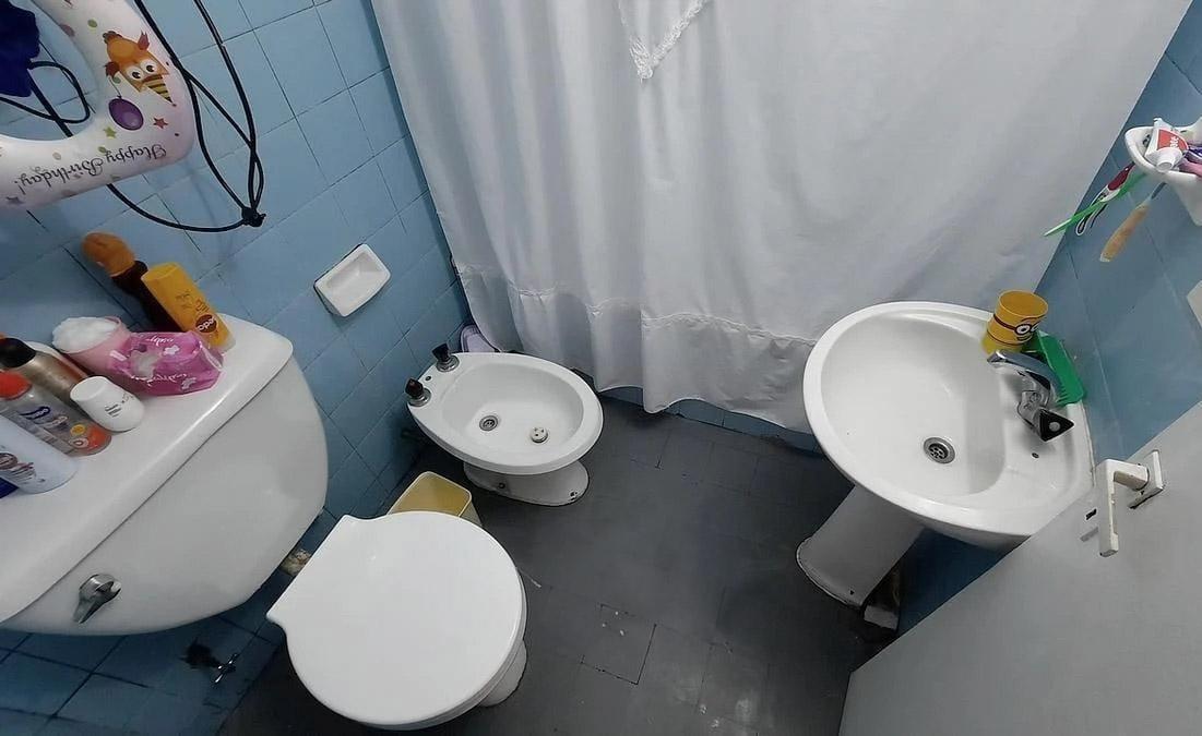 Departamento 2 Ambientes en Inmejorable Ubicacion de Avellaneda. Oportunidad 4