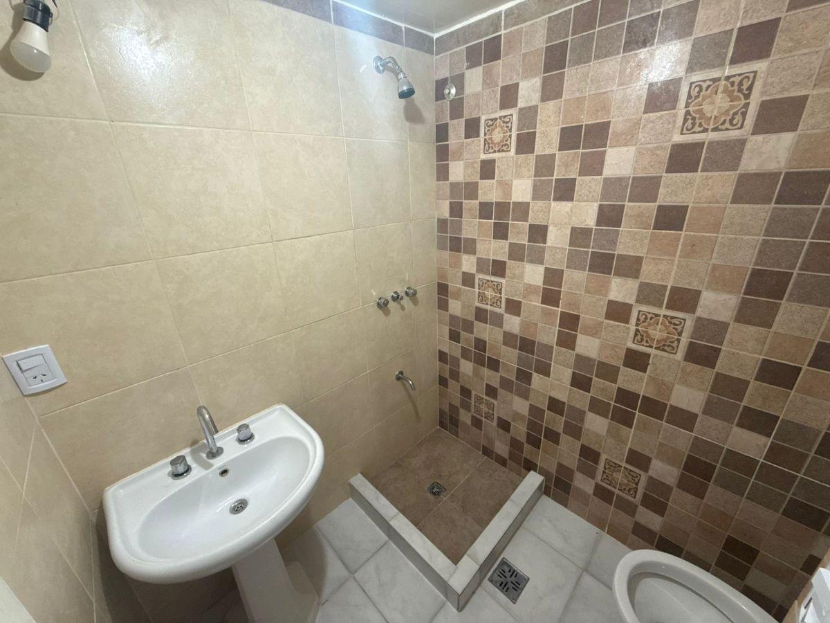 Foto de ph/Departamento de 30 m² en alquiler en Gerli, imagen 4