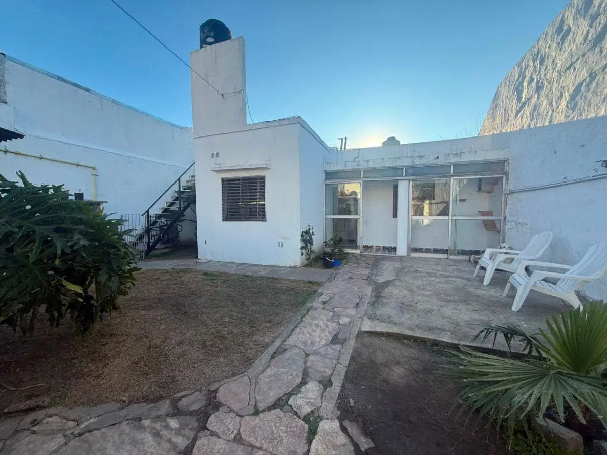 PH de 231 m² con 2 dormitorios en venta en Sarandi 4