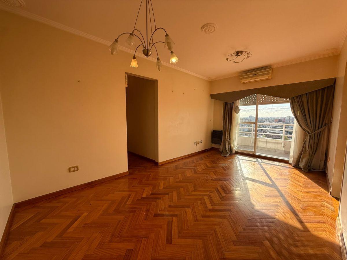 Foto de Departamento de 70 m² con 2 dormitorios en alquiler en Sarandí, imagen 2