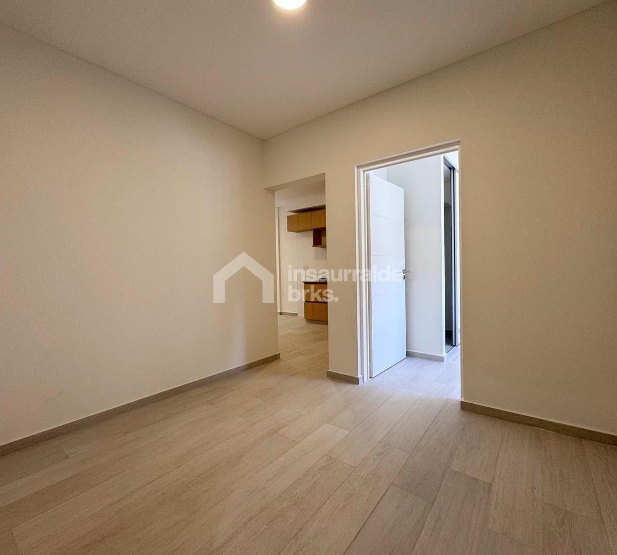 Vendo Departamento de 3 / 4 Ambientes en Villa Luro. 2 Dorm. y 2 Baños con 4to Ambiente 1