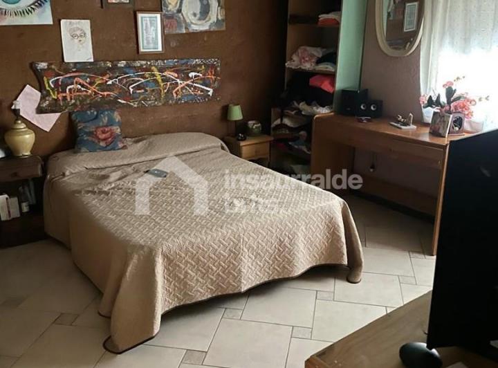 Casa Chalet  en Venta en Hurlingham, G.B.A. Zona Oeste, Argentina 4
