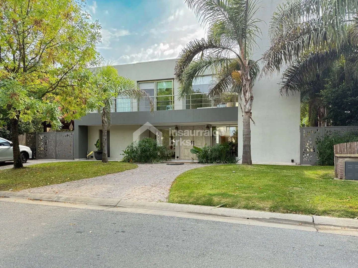 CASA EN VENTA A LA LAGUNA EN BARRIO SAN MARCO! IMPECABLE CON DETALLES UNICOS! 5