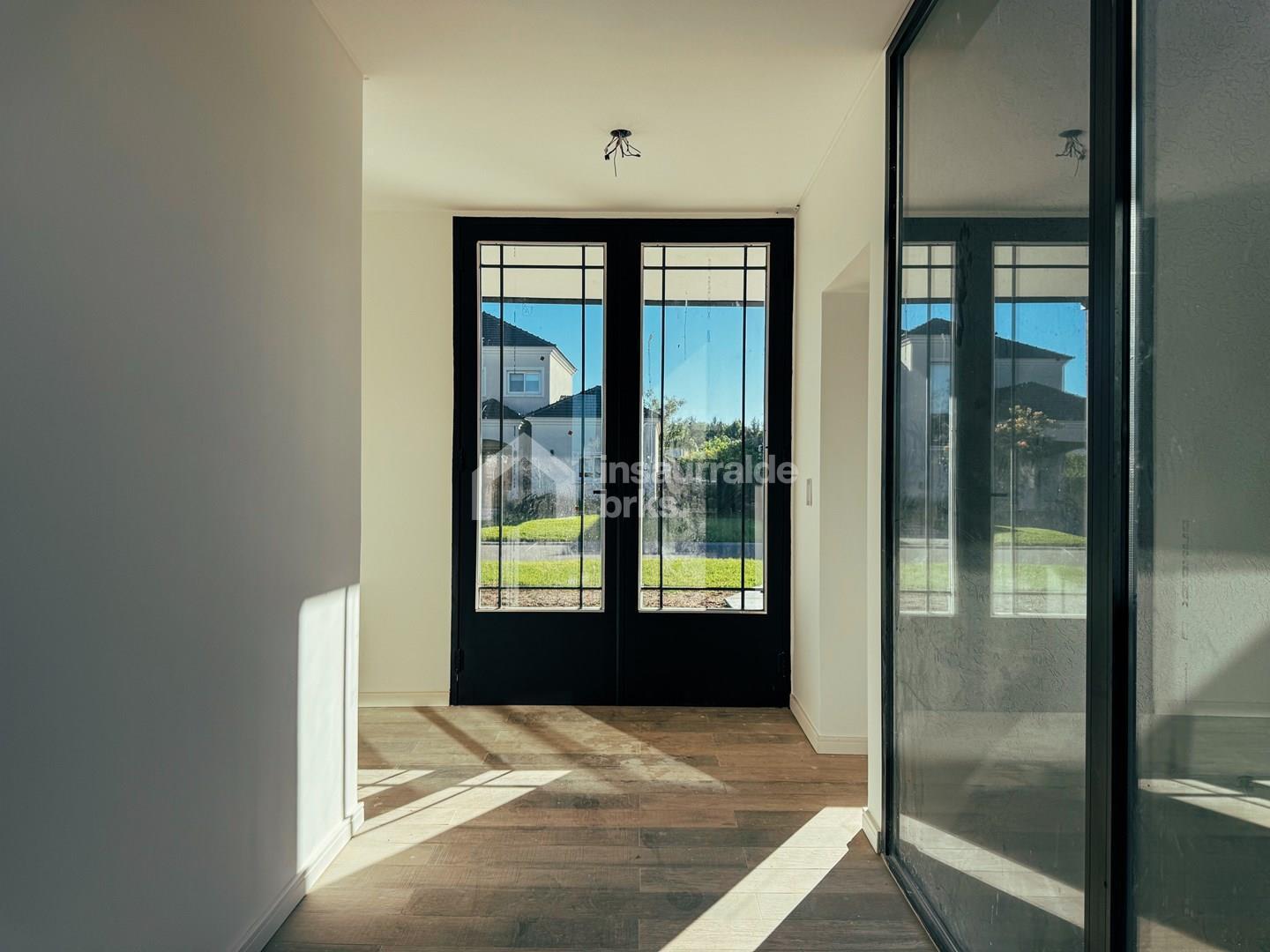 Casa en venta en San Matías - Escobar, Zona Norte! Casa de 1 planta, Lote al agua y piscina!