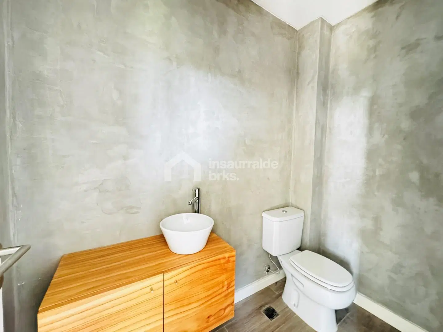 CASA EN VENTA EN SAN MATÍAS, ESCOBAR! 4 DORMITORIOS EN 2 PLANTAS, LOTE AL AGUA! 5