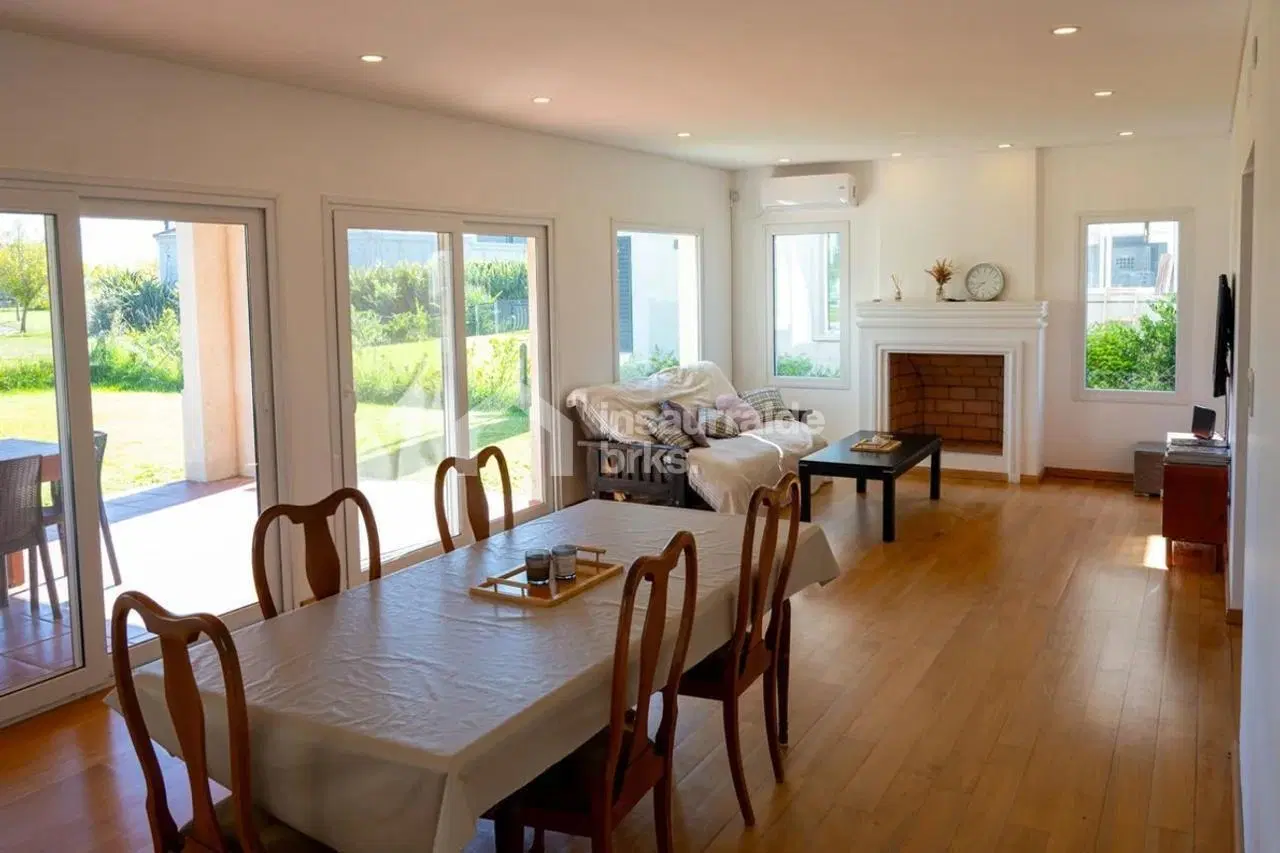 Casa Chalet  en Venta en Puertos, Escobar, G.B.A. Zona Norte 2