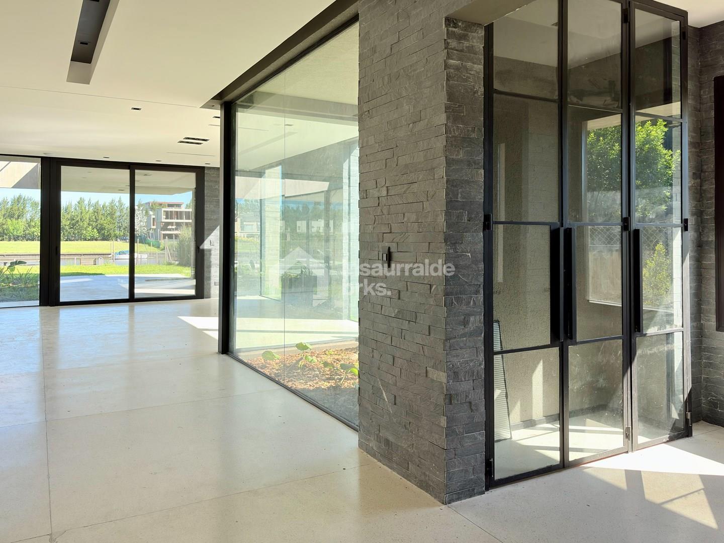 Foto de Casa 6 dormitorios en suite en Alquiler en San Juan, Villanueva, Tigre, imagen 2