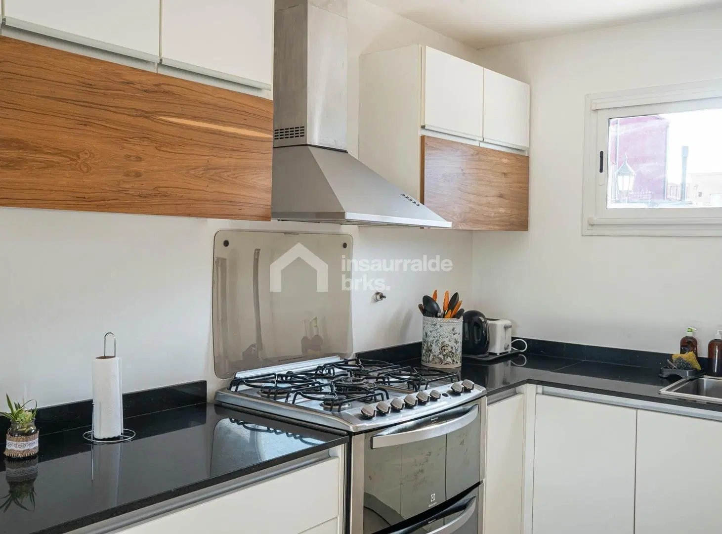 CASA EN VENTA 3 DORMITORIOS, EN BARRIO NAUTICO VILA MARINA 1, VILLANUEVA, TIGRE! LOTE INTERNO! 1