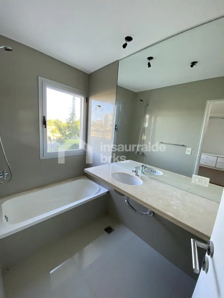 INCREIBLE DEPARTAMENTO 3 AMBIENTES Y DOS BAÑOS, CON JARDÍN Y VISTA RIO! NORDELTA! 4