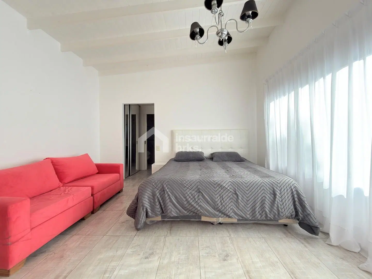 Casa 5 dormitorios en Alquiler en Golf, Costa Esmeralda, Costa Atlántica. pileta, 8 personas 5
