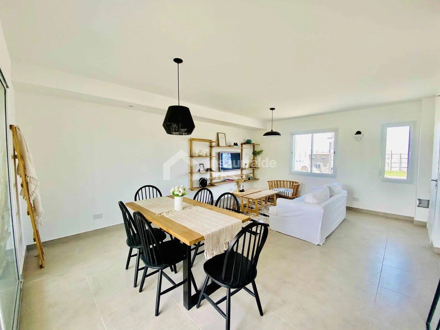 DÚPLEX A ESTRENAR EN BARRIO CERRADO, 3 DORMITORIOS Y ESCRITORIO! CON HERMOSO JARDÍN! 4