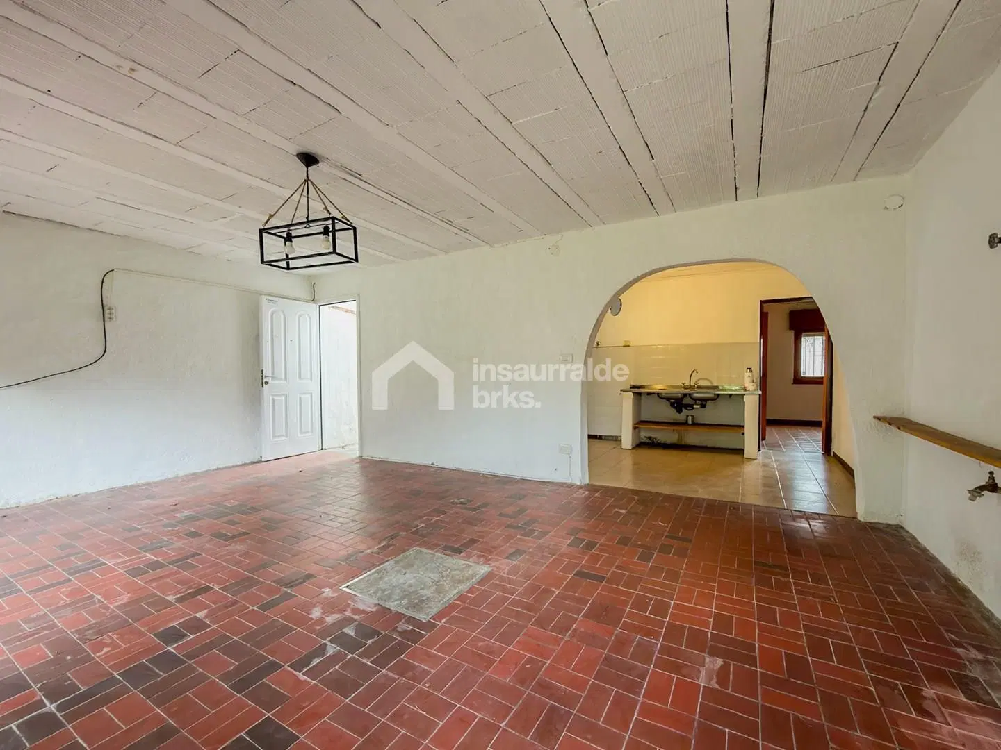 Casa  en Alquiler en Garin 2 dorm + escritorio y jardin! 5
