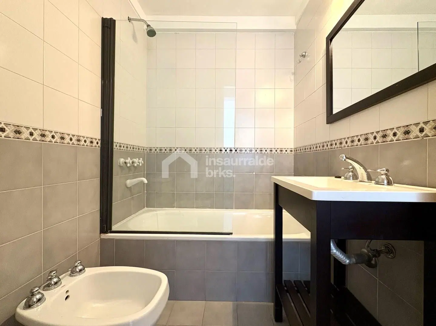 DEPARTAMENTO 2 AMBIENTES EN VENTA EN TIGRE CENTRO! APTO CRÉDITO Y APTO PROFESIONAL! 3