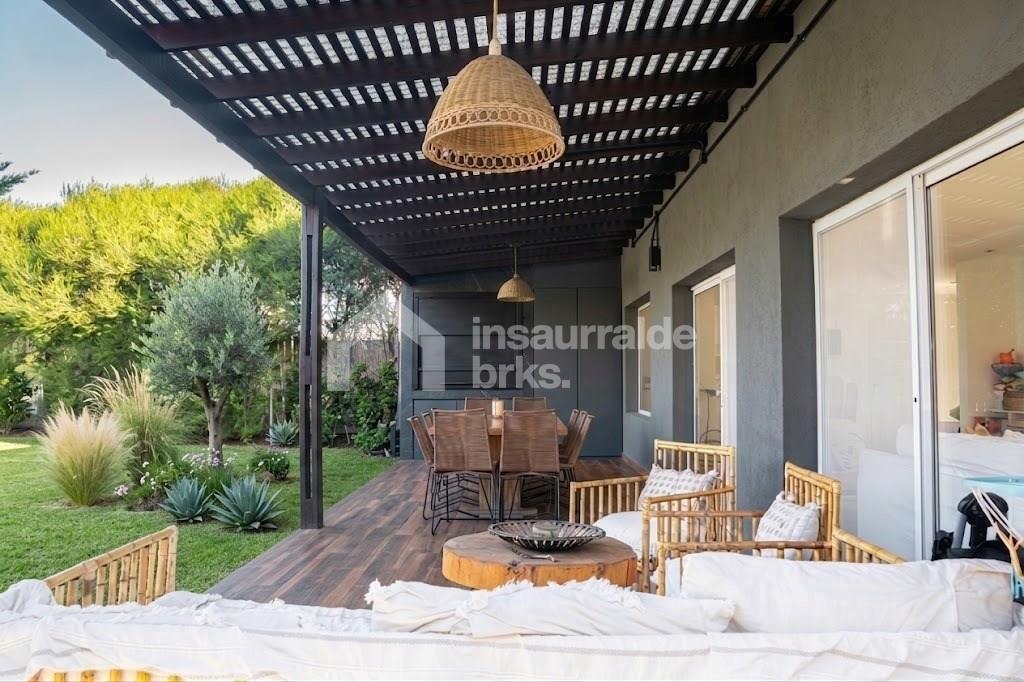 Foto de CASA EN VENTA 3 DORMITORIOS, EN BARRIO NAUTICO VILA MARINA 1, imagen 3