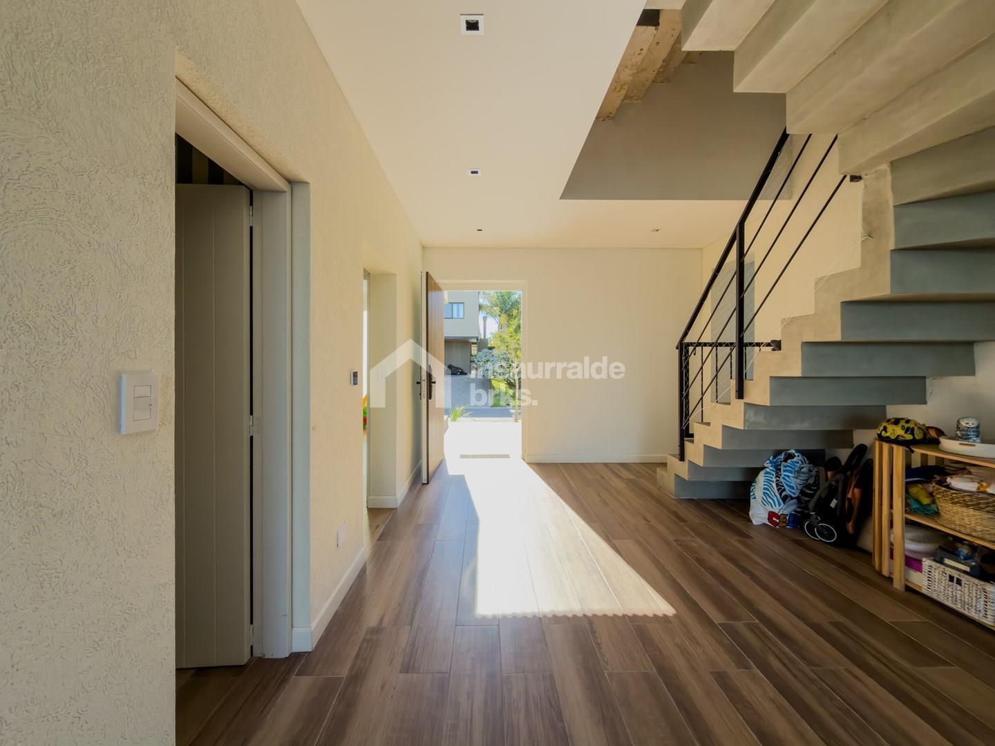Foto de Casa en Venta en Tipas, Nordelta, Tigre. 3 plantas, 5 dormitorios en, imagen 3