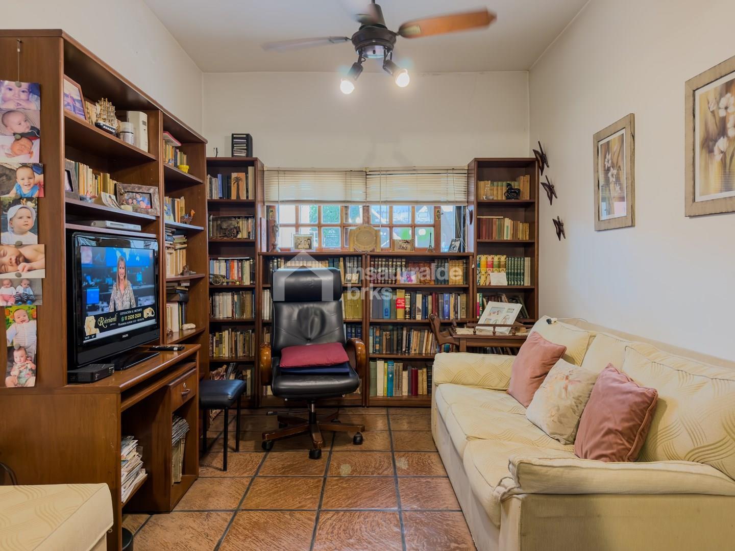 Foto de Casa 4 ambientes en Venta en San Martin, G.B.A. Zona Norte. Excelente, imagen 3
