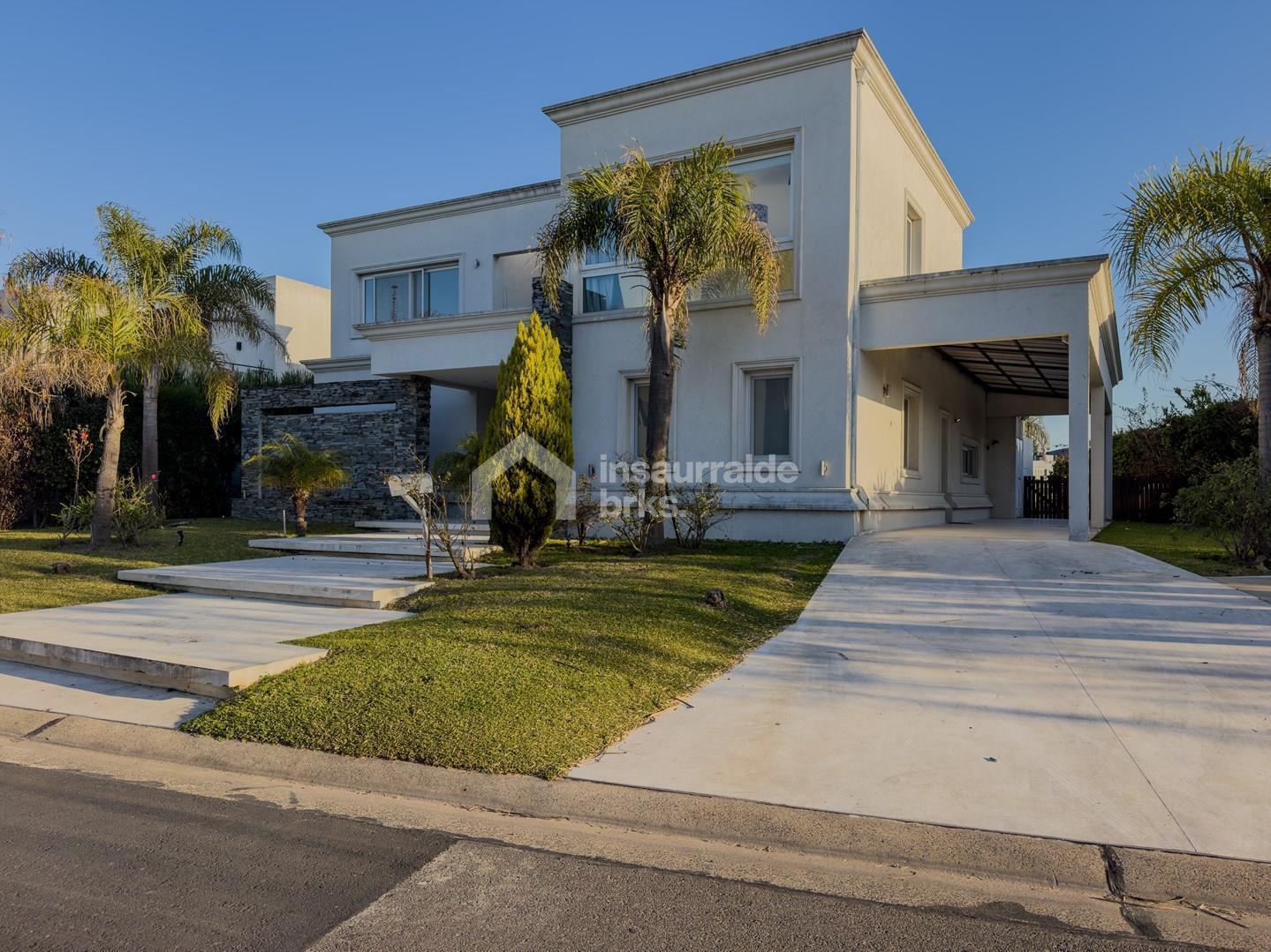 Foto de CASA EN VENTA EN LOS ALISOS NORDELTA, TIGRE! 4 DORMITORIOS CON SALA DE, imagen 1