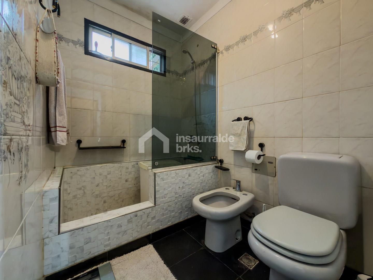 Foto de Casa 4 ambientes en Venta en San Martin, G.B.A. Zona Norte. Excelente, imagen 3