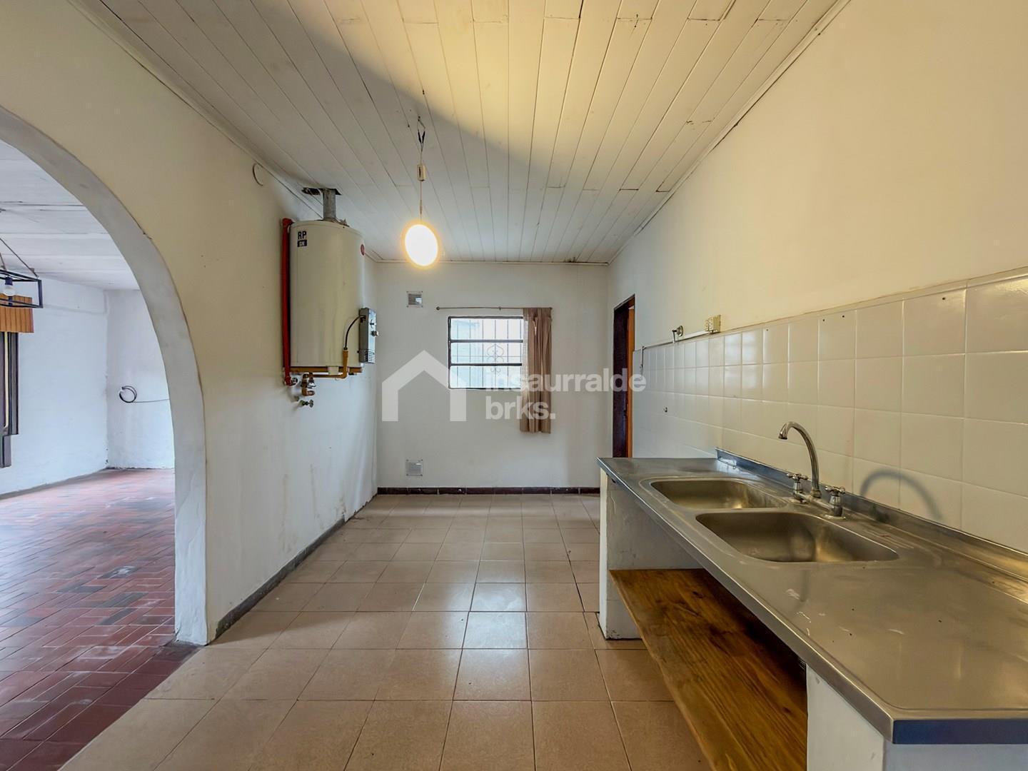 Foto de Casa en venta en Garín, 2 dormitorios mas escritorio y gran jardin!, imagen 2