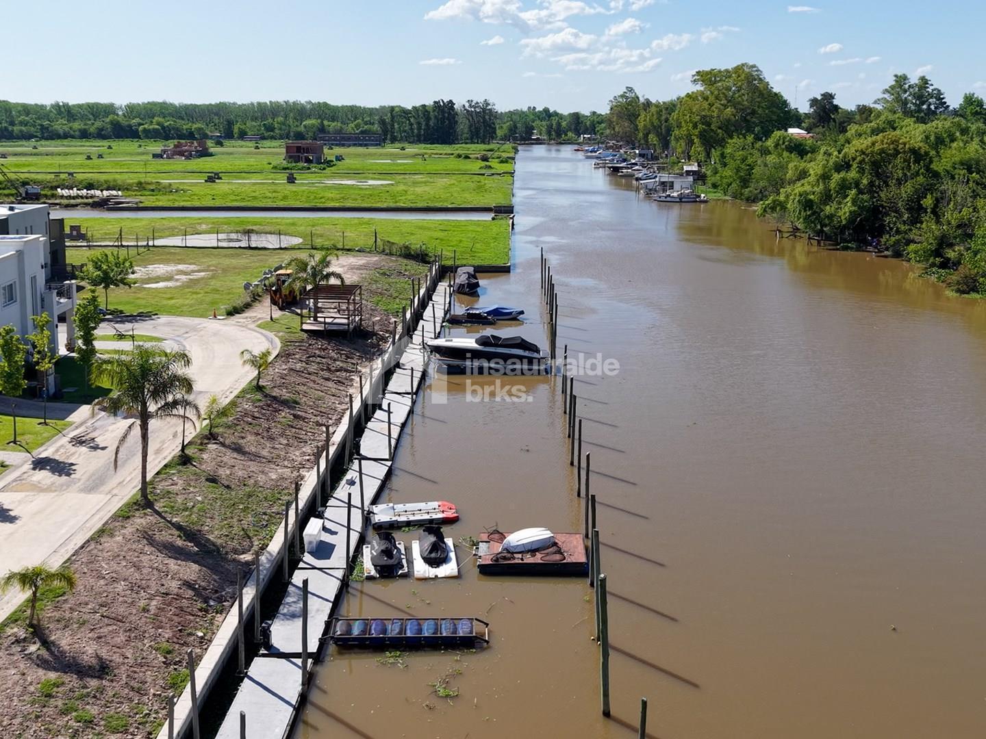 Foto de SE VENDE LOTE EN BARRIO NÁUTICO VILA MARINA 1 CON AMARRA!!!, imagen 3