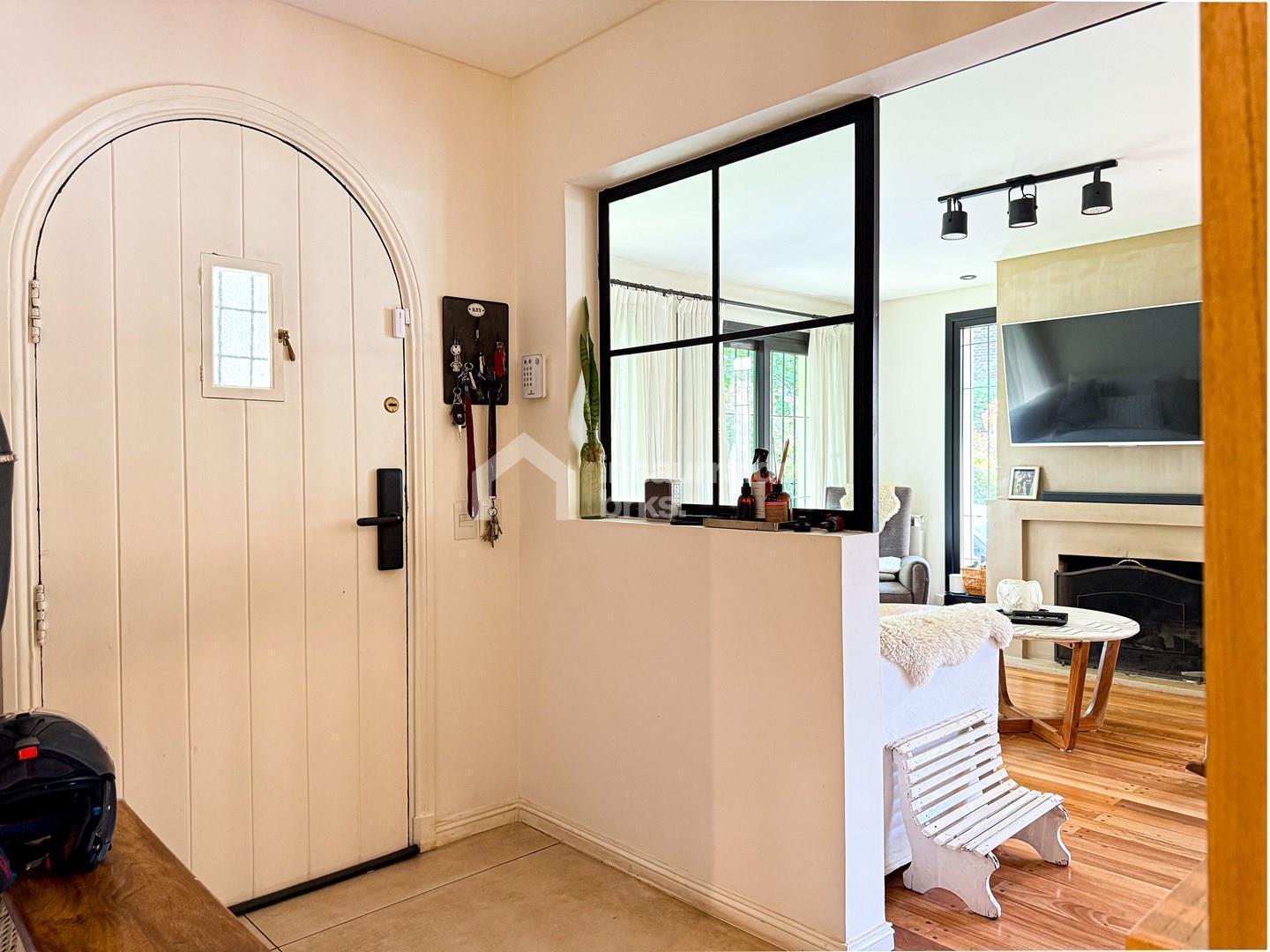 Foto de VENDO CHALET 5 AMBIENTES EN TIGRE, ZONA NORTE. UNA PLANTA, PISCINA, imagen 1