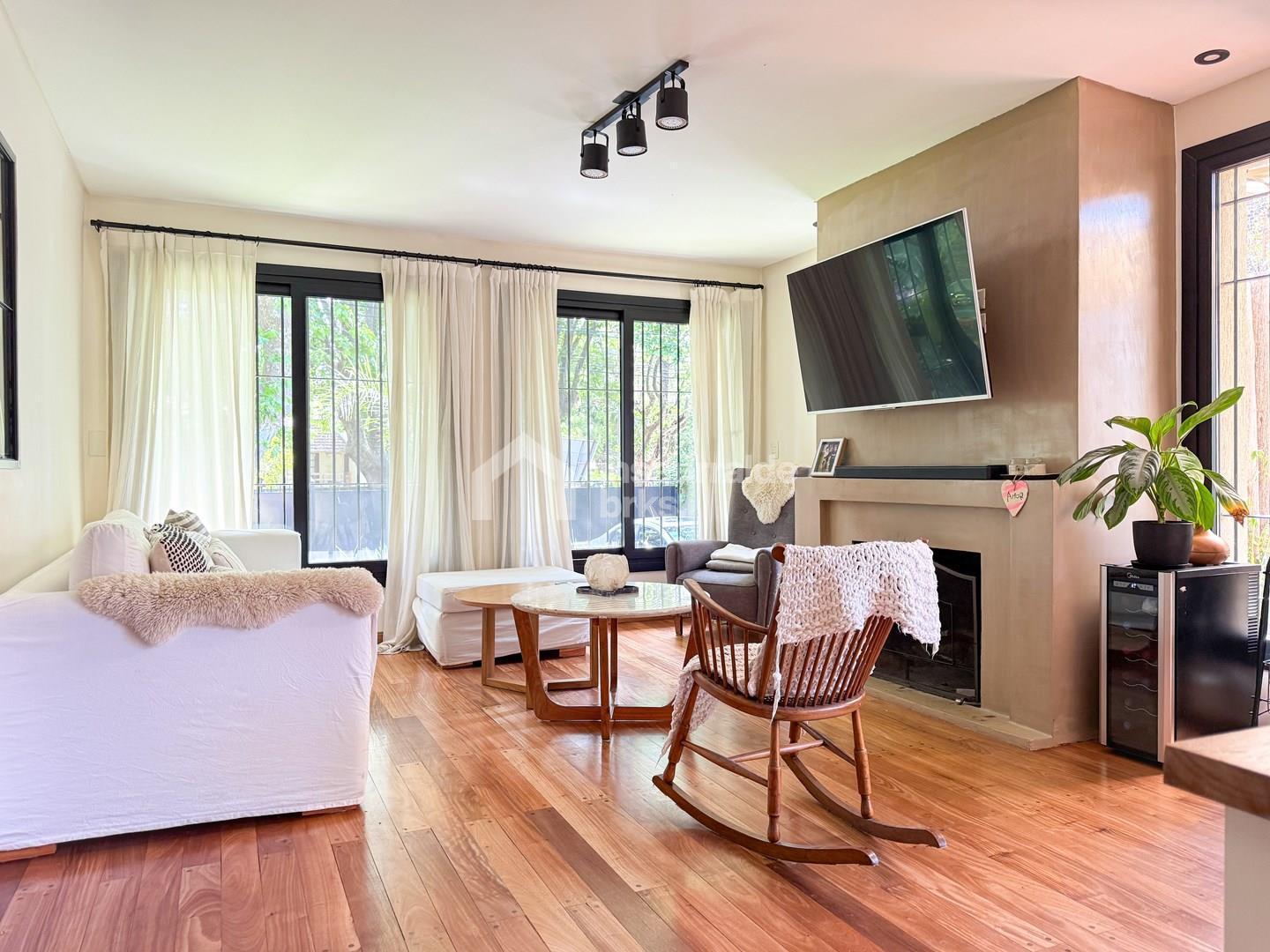 Foto de VENDO CHALET 5 AMBIENTES EN TIGRE, ZONA NORTE. UNA PLANTA, PISCINA, imagen 4