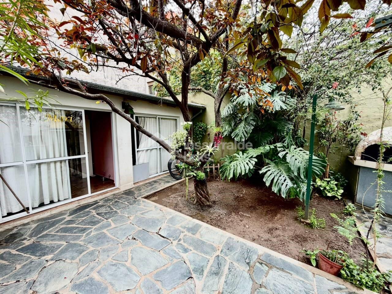 Foto de Casa 4 dormitorios en Venta en Villa Martelli, Vicente López, G.B.A, imagen 2
