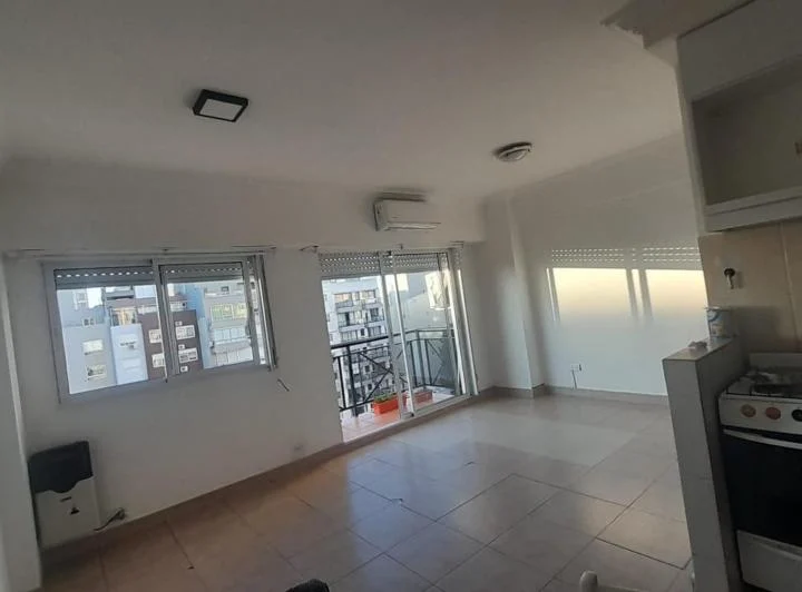 DEPARTAMENTO MONOAMBIENTE CON BALCON - VILLA URQUIZA 3