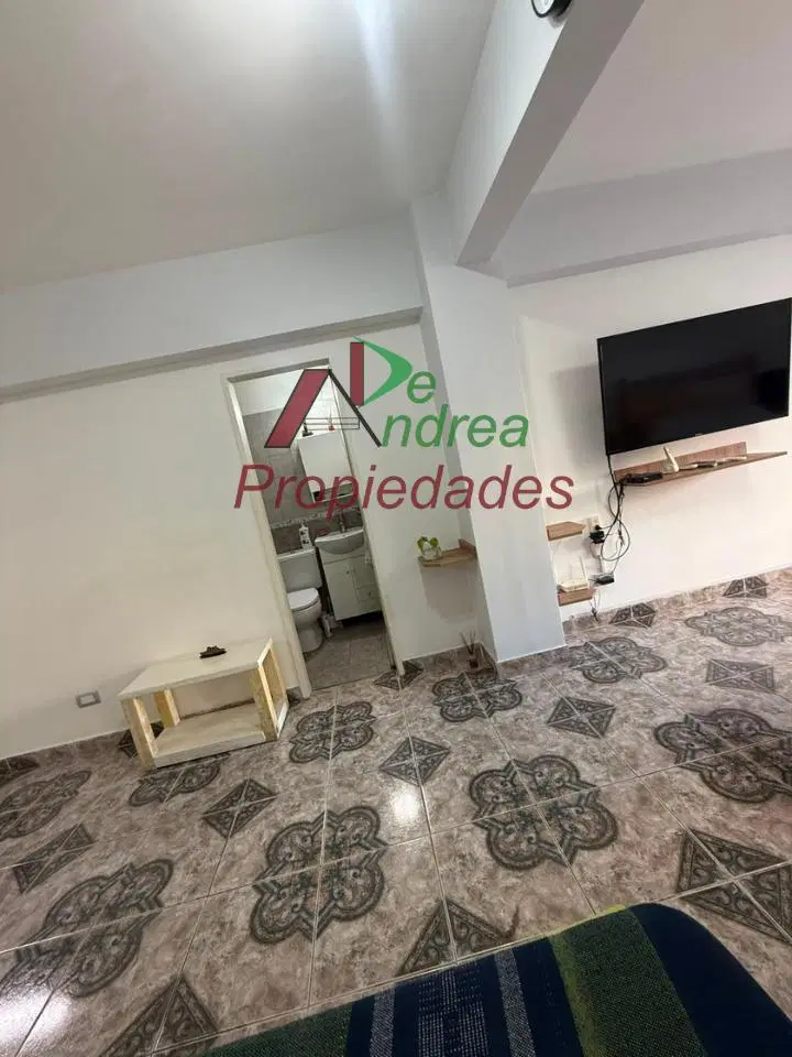 Espectacular monoambiente con balcón y amenities en Balvanera 2