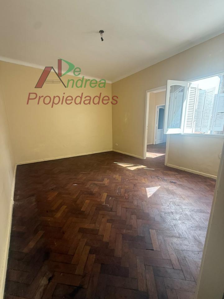 Foto de VENTA DEPARTAMENTO DOS AMBIENTES SUPER LUMINOSO - PRIMER PISO POR, imagen 4
