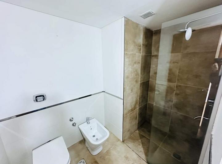 COMPLEJO CERRADO - ROQUE FUNES   DPTO 1 DORMITORIO Y BALCON - Calef Ctral 5