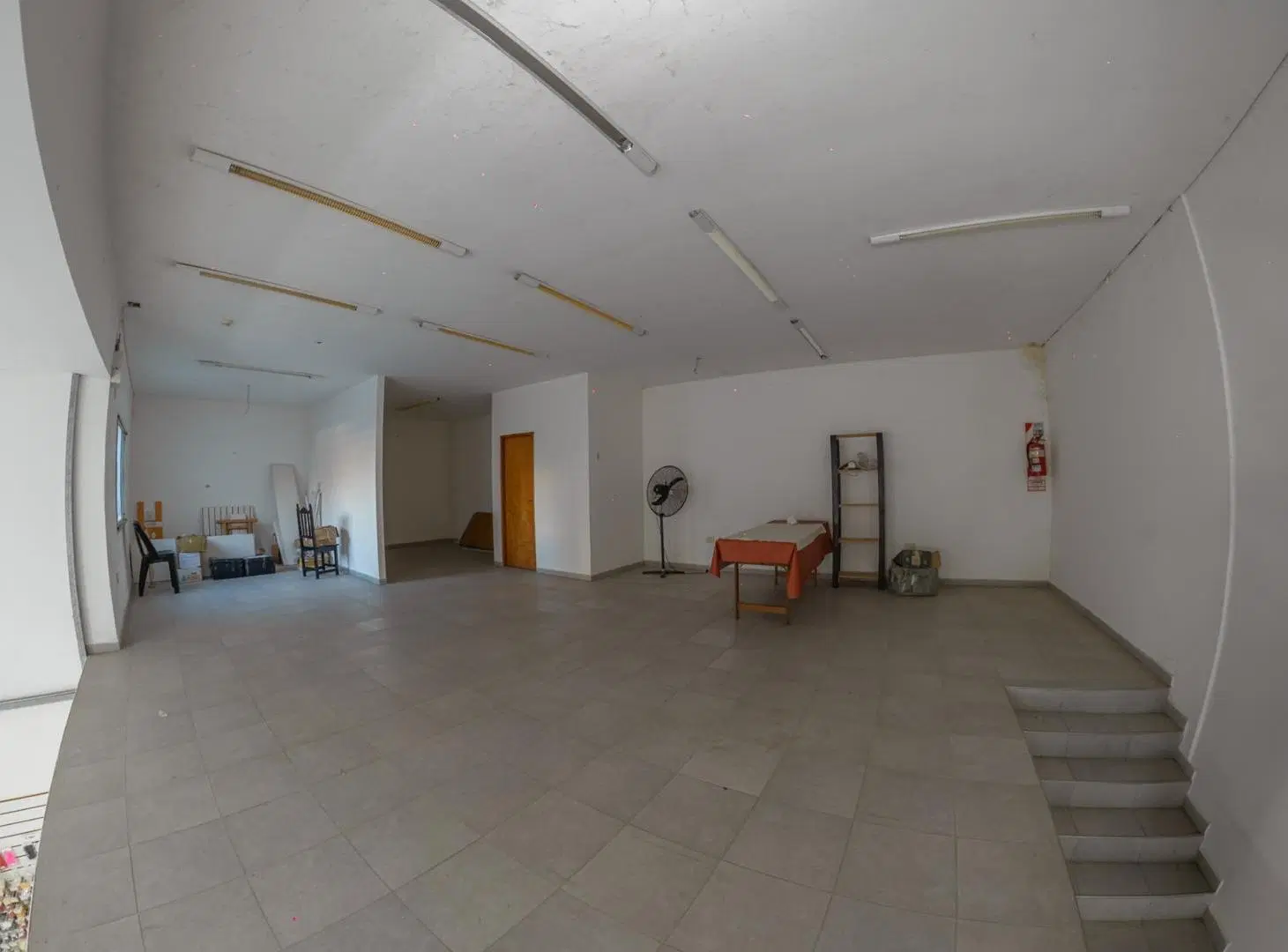 IMPORTANTE LOCAL COMERCIAL EN MICROCENTRO - DONOVAN N°66 2