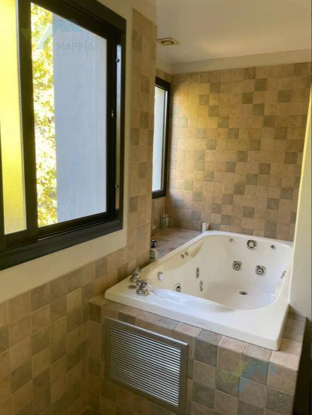 Venta Casa 6 Ambientes C/piscina en Barrio Septiembre, escobar 4