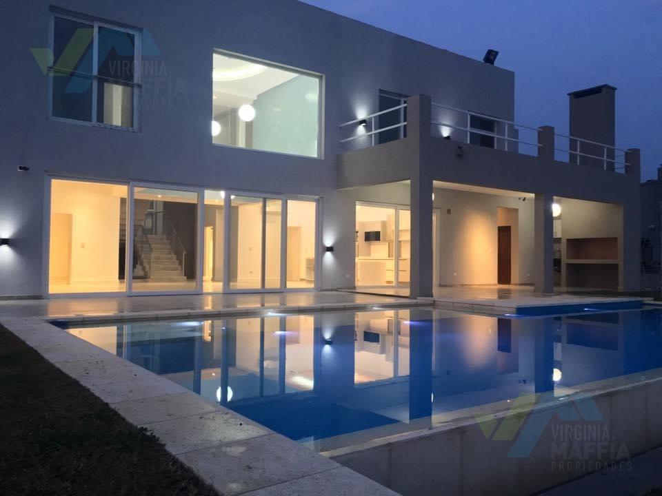 Casa en El Canton Norte 1