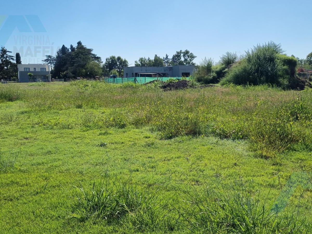 Venta de Lote en Santa Sofia 3