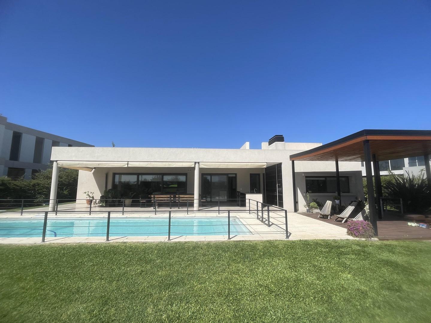 Foto de Casa en Alquiler en San Sebastian - AREA 5, San Sebastian, Escobar, imagen 1