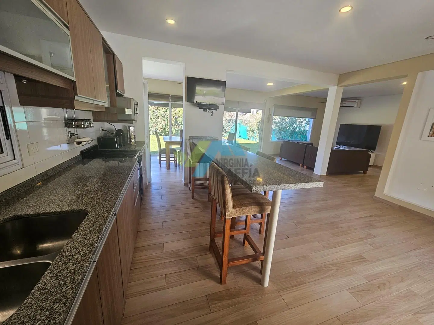 Casa  en Venta en Casas del Este, Pilar del Este, Pilar 5