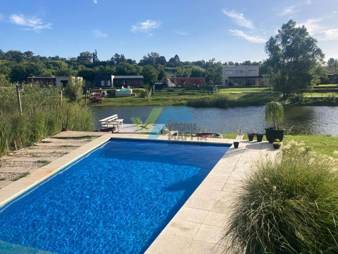 Venta de casa a la laguna - EL CAZAL 2