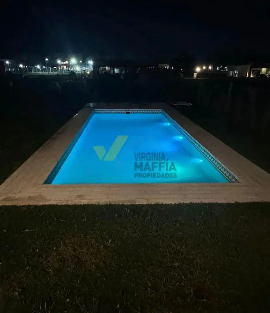 Casa moderna en dos plantas con pileta - PILAR DEL ESTE 3