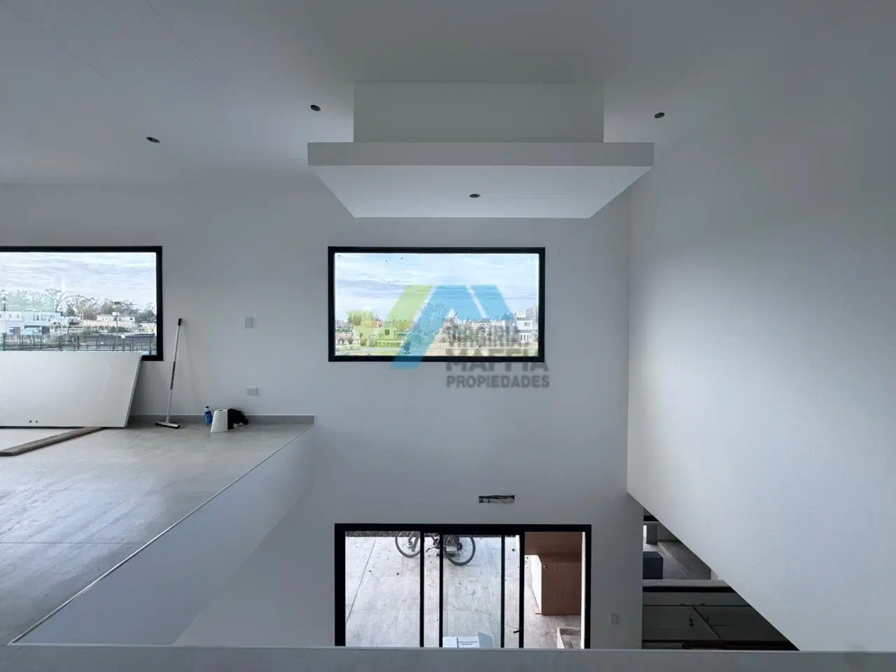 Casa moderna en dos plantas con pileta y lote de 700m2 - Pilar del Este 5