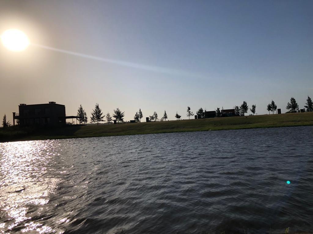 OPORTUNIDAD venta de lote al RIO en Naudir etapa 2