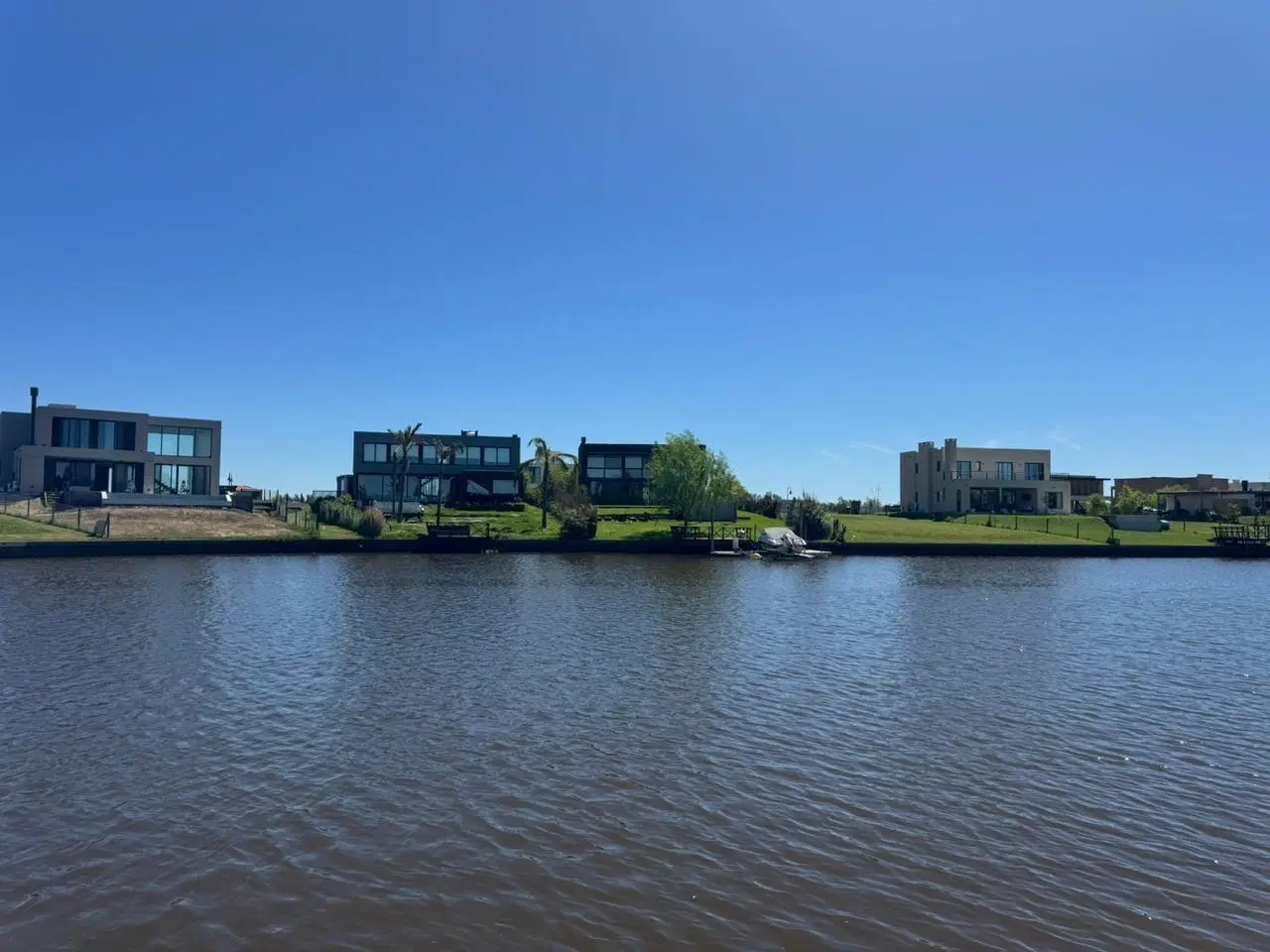Venta de lote al RIO con amarra en Naudir etapa 2 5