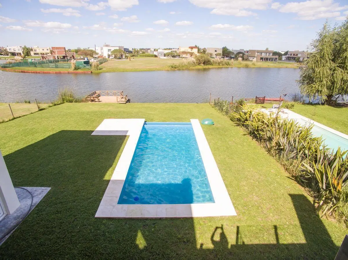 Casa en Venta en El Cantón Norte, El Cantón, Escobar 2