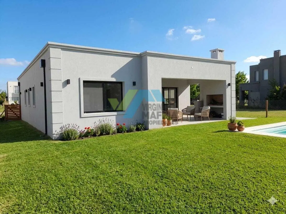 Casa  en Venta en Santa Elisa, Derqui, Pilar 5