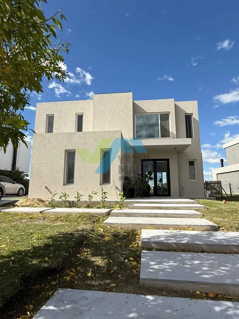 Casa en Venta en El Cantón Golf, El Cantón, Escobar 1